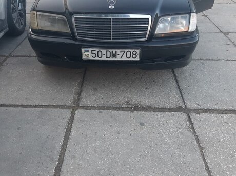 Mercedes C 180