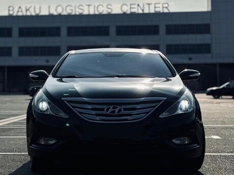 Hyundai Sonata 2010