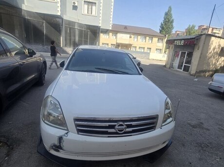 Nissan Teana 2005