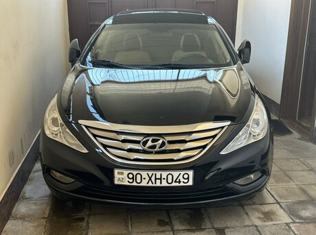 Hyundai Sonata 2010