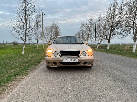 Mercedes E 240 1999