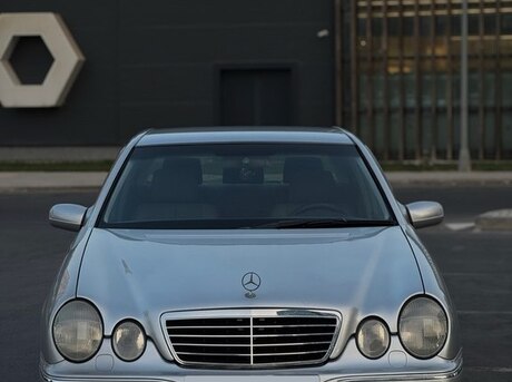 Mercedes E 240 2000