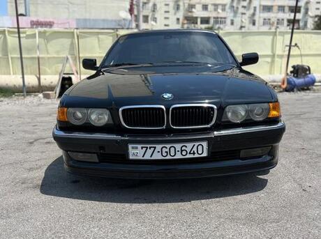 BMW 740