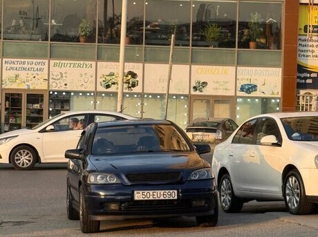 Opel Astra 1998
