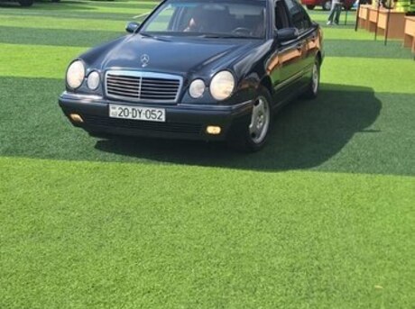 Mercedes E 220 1999
