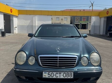 Mercedes E 240 2000