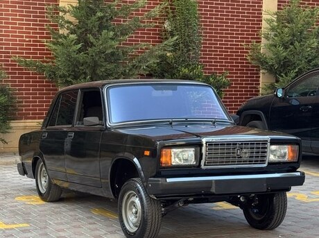 LADA (VAZ) 2107