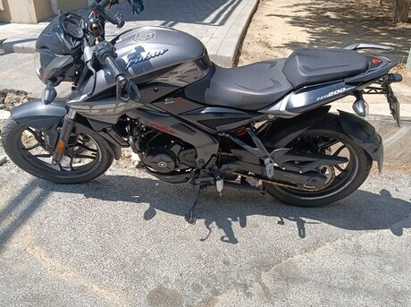 Bajaj Pulsar NS 200 2022