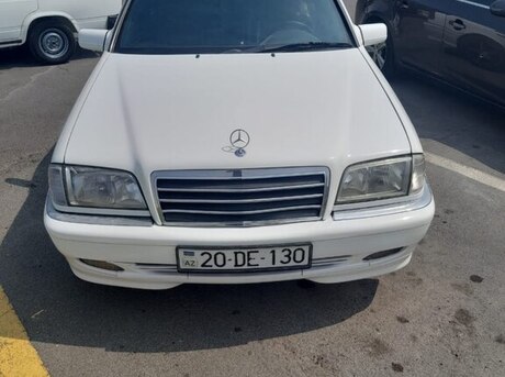 Mercedes C 240
