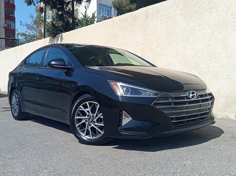Hyundai Elantra 2020
