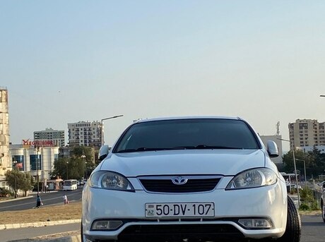 Daewoo Gentra 2014