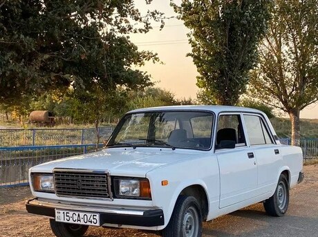 LADA (VAZ) 2107 2010