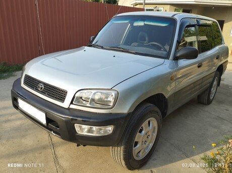 Toyota RAV4 1996