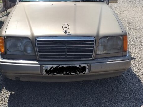 Mercedes E 250 1993