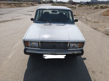 LADA (VAZ) 2107