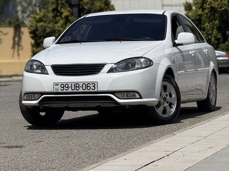 Daewoo Gentra 2014