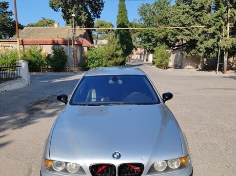 BMW 525
