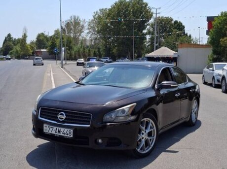 Nissan Maxima