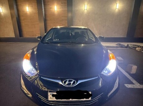 Hyundai Elantra 2011