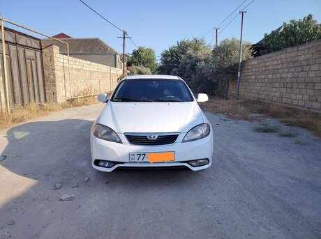 Daewoo Gentra 2014