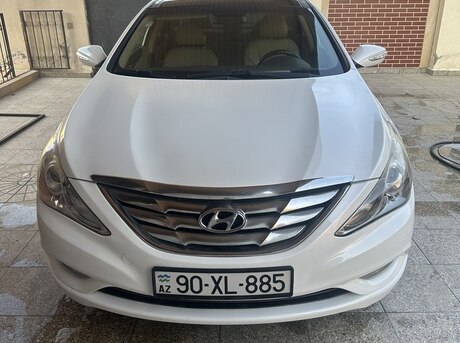 Hyundai Sonata 2010