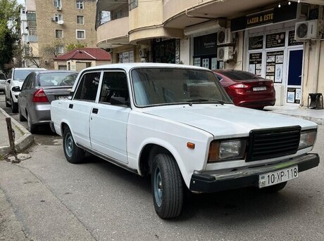 LADA (VAZ) 2107