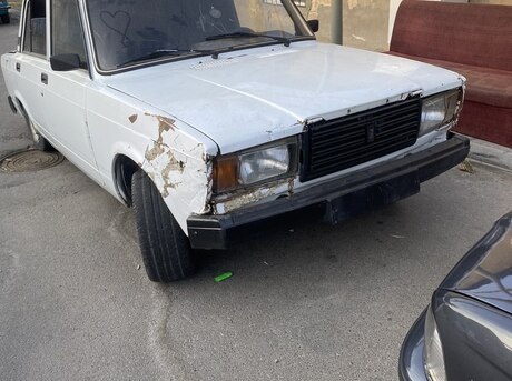 LADA (VAZ) 2107