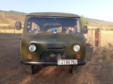 UAZ 3303 1989