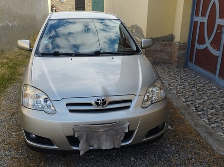 Toyota Corolla 2005