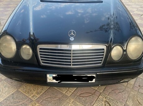 Mercedes E 220 1999