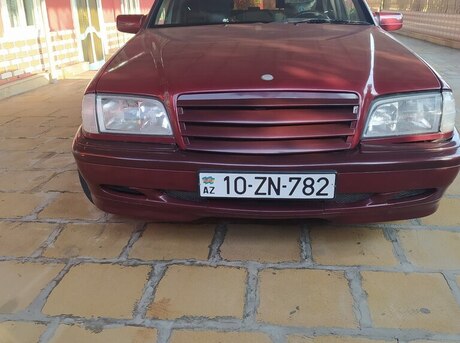Mercedes C 180