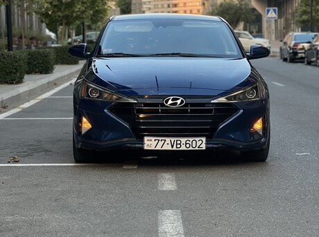 Hyundai Elantra 2020