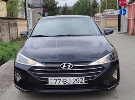 Hyundai Elantra 2020