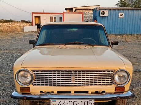 LADA (VAZ) 21011