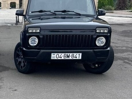 LADA (VAZ) Niva 2015