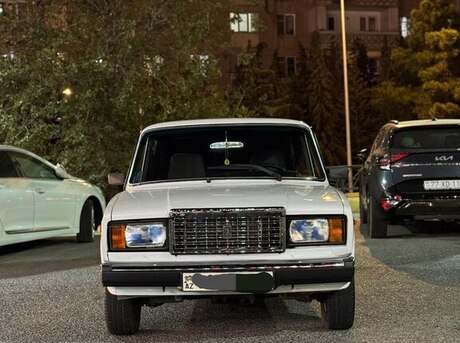 LADA (VAZ) 2107 2004