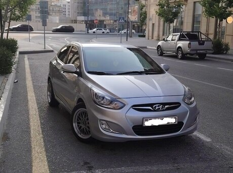 Hyundai Accent 2014