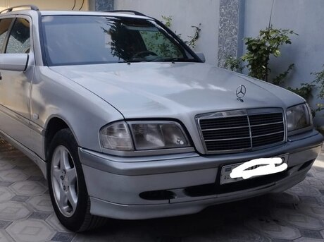 Mercedes C 180