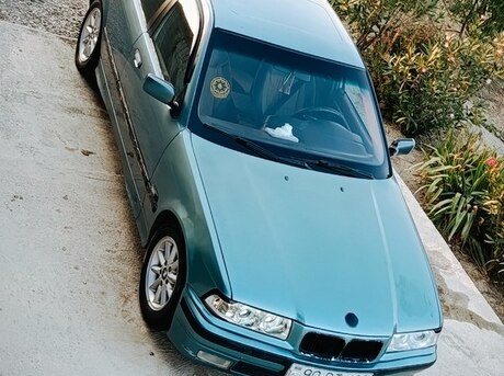 BMW 320 1994