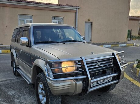 Mitsubishi Pajero