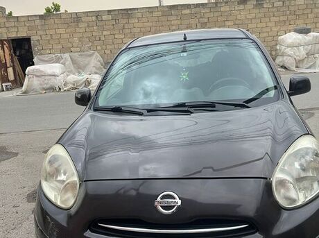 Nissan March 2011