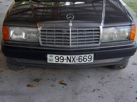 Mercedes 190