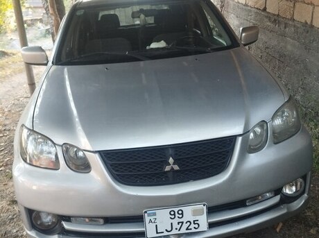 Mitsubishi Airtrek 2002