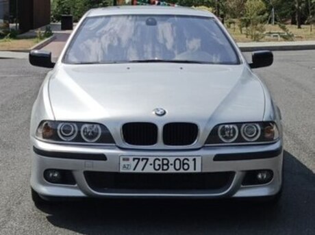 BMW 525