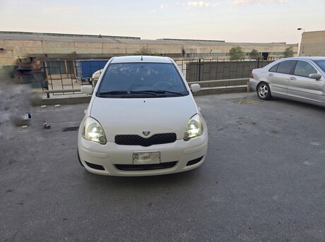 Toyota Vitz 2002