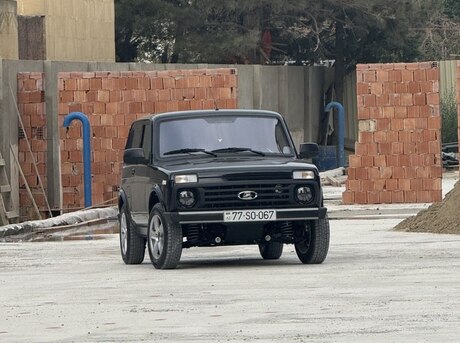 LADA (VAZ) Niva 2025