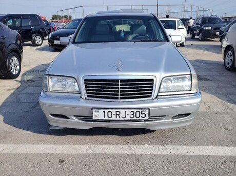 Mercedes C 230