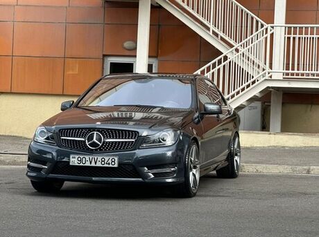 Mercedes C 250