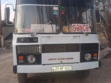 PAZ 32054 2002