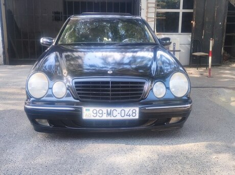 Mercedes E 240 2001